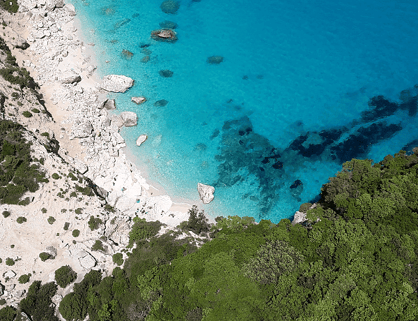 ONLINE CESTOVATELSKÝ VEČER: Korsika a Sardinie
