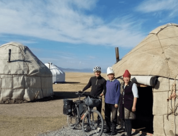 Radomír Čížek: Kyrgyzstán – sám na kole horskou divočinou Ťan-Šanu