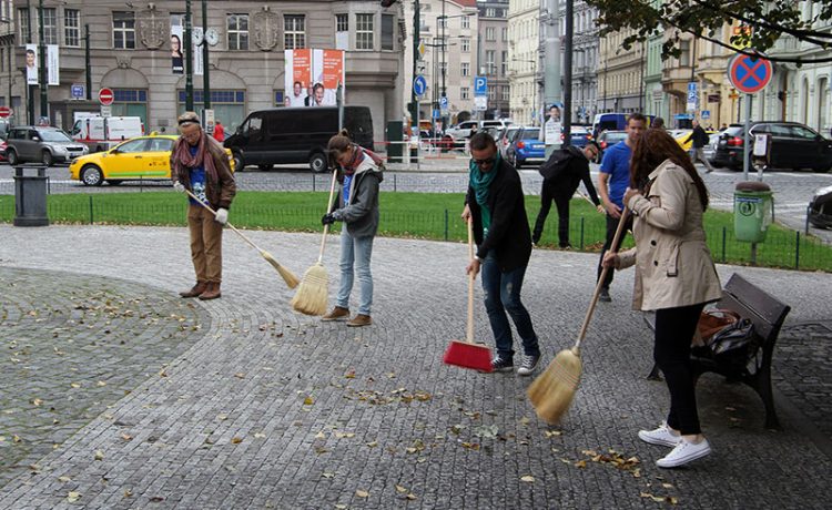 I vy můžete pomoci svému okolí s projektem 72 hodin!