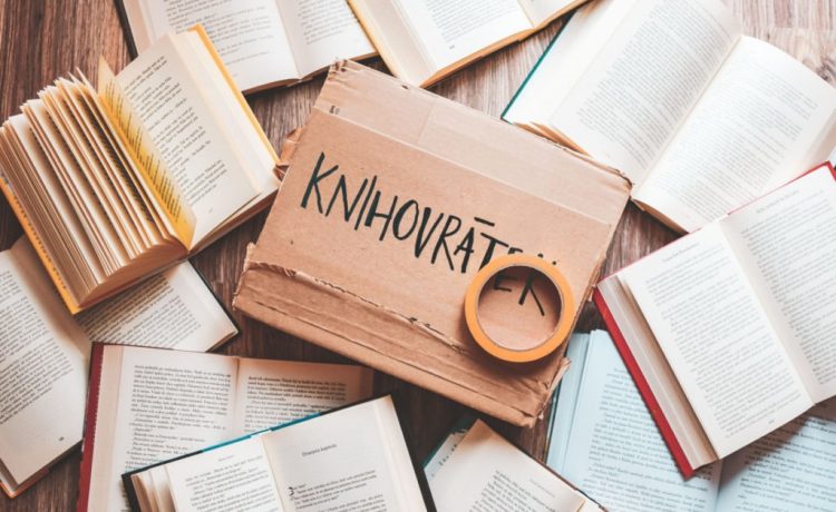 Knihovrátek nejen pro knihomoly